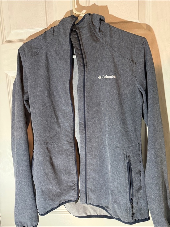Columbia Jackets & Blazers - Columbia Gray Hooded Softshell Jacket
